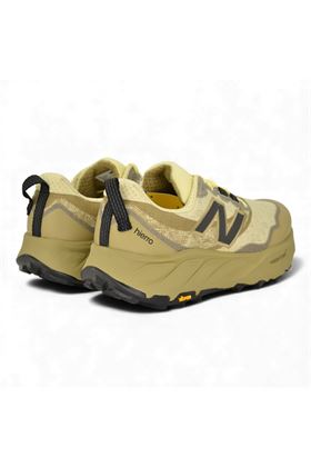 Sneakers uomo in mesh colore oliva. NEW BALANCE | MTHIE-RU9